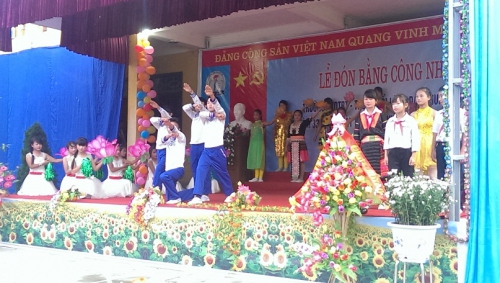 GDTrH - Lễ đón bằng công nhận trường đạt chuẩn quốc gia và kỷ niệm 33 năm ngày nhà giáo Việt Nam tại các trường PTDTBT THCS Ma Thì Hồ, Huổi Lèng, Mường Mươn huyện Mường Chà.