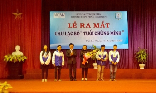 GDTrH. Triển khai tập huấn và ra mắt câu lạc bộ trong khuôn khổ dự án “Tăng cường truyền thông giáo dục sức khỏe sinh sản cho học sinh trung học phổ thông miền núi tỉnh Điện Biên” năm 2015