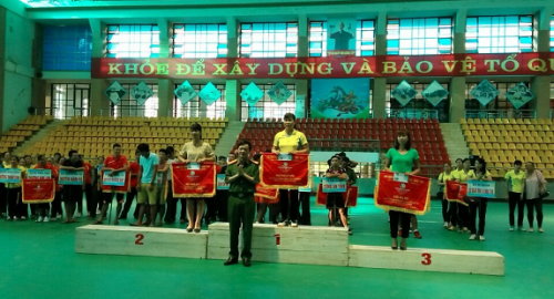 GDTrH  – Ngành Giáo dục và Đào tạo tham gia giải Bóng chuyền đoàn kết Công – Nông – Binh tỉnh Điện Biên lần thứ 33, năm 2016.