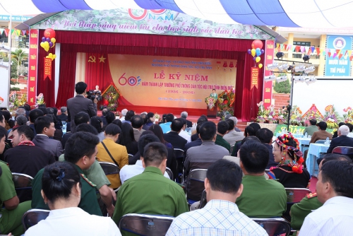 GDTrH- Trường Phổ thông DTNT tỉnh Điện Biên tổ chức thành công Lễ kỷ niệm 60 năm thành lập trường (1956-2016)