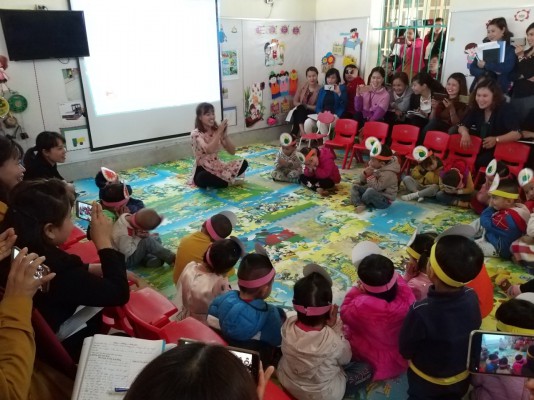 Sinh hoạt chuyên môn: Nâng cao chất lượng tăng cường tiếng Việt cho trẻ em dân tộc thiểu số theo quan điểm giáo dục lấy trẻ làm trung tâm tại huyện Điện Biên