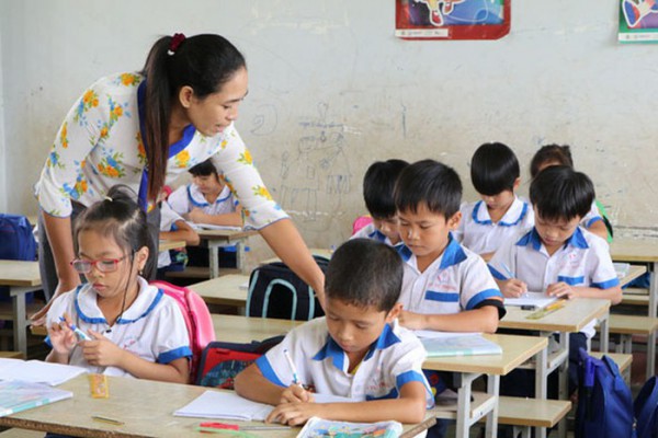 Hơn 200 nghìn học sinh trở lại trường sau kỳ nghỉ Tết Nguyên đán