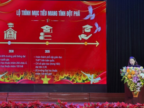 Trường THPT Chuyên Lê Quý Đôn: Đồng chí Đỗ Thị Hằng đạt giải tại Hội thi Báo cáo viên, Tuyên truyền viên giỏi năm 2026