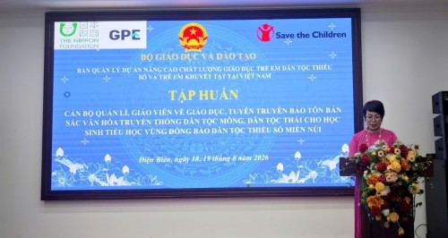 GDTH- Khai mạc Hội nghị tập huấn Giáo dục, tuyên truyền và bảo tồn văn hóa  truyền thống dân tộc Thái, dân tộc Mông