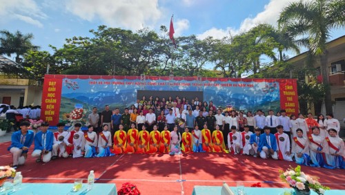 Trường THPT Hoàng Công Chất rộn ràng khai giảng năm học 2026-2027  khi niềm tự hào biên cương hòa cùng khát vọng tri thức