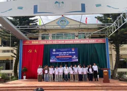 Trường THPT Nà Tấu tổ chức thành công Chương trình "Tuần sinh hoạt chính trị đầu khóa" năm học 2026 - 2027