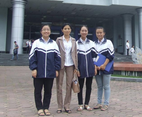 GDTrH – 3 học sinh tỉnh Điện Biên được Viện nghiên cứu cao cấp Toán trao học bổng toán học.