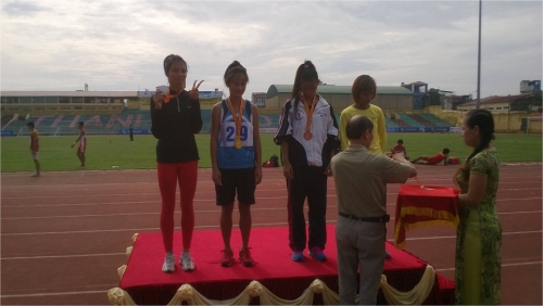 GDTrH - Đoàn vận động viên học sinh tỉnh Điện Biên đoạt 08 huy chương tại Giải điền kinh, bơi lội học sinh phổ thông toàn quốc 2013 tại Thanh Hóa.