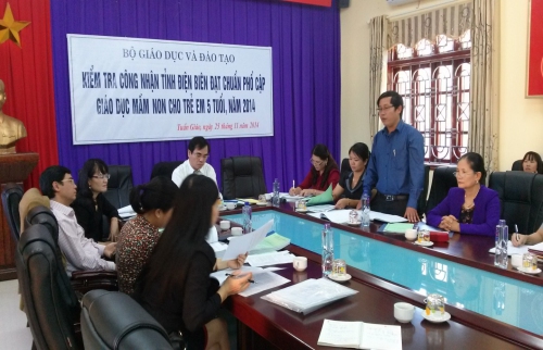 GDMN - Bộ Giáo dục và Đào tạo kiểm tra công nhận đạt chuẩn Phổ cập GDMN cho trẻ em năm tuổi tại tỉnh Điện Biên