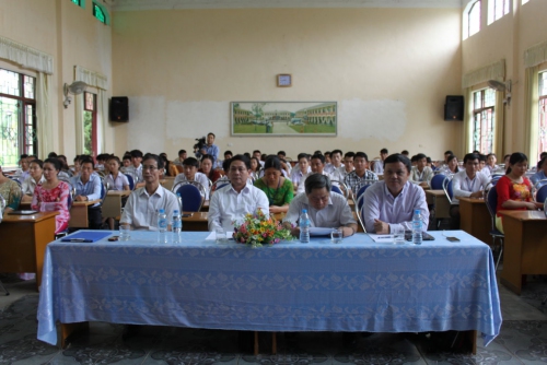 GDTX-CN: Lễ tổng kết khóa đào tạo tiếng Việt cho lưu học sinh nước CHDCND Lào.