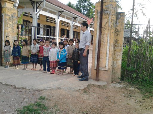 CNTT&NCKH - 15 năm vun trồng con chữ ở huyện nghèo tỉnh Điện Biên.