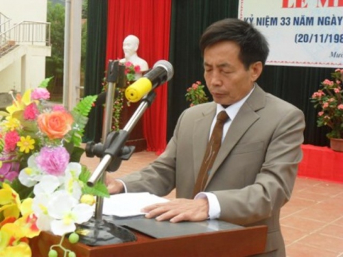 Văn phòng. Trường THPT Búng Lao tổ chức kỷ niệm 33 năm ngày Nhà giáo Việt Nam (20/11/1982-20/11/2015).