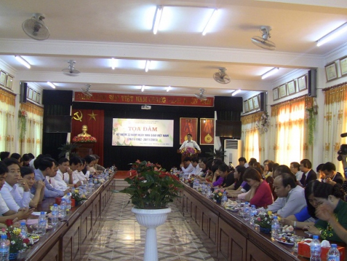 VP - Sở Giáo dục và Đào tạo tổ chức tọa đàm kỷ niệm 33 năm ngày Nhà giáo Việt Nam (20/11/1982 - 20/11/2015)