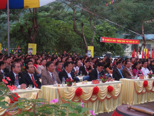 VP- Trường THPT Mường Chà tổ chức thành công Lễ kỷ niệm 30 năm thành lập trường (1985-2015)