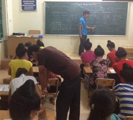 GDTX-CN. Lớp học Giáo dục tiếp tục sau khi biết chữ tại Trường Tiểu học Na Ngua, xã Luân Giói, huyện Điện Biên Đông