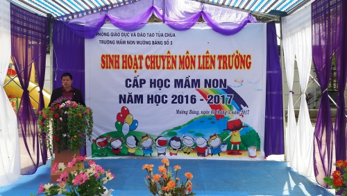 GDMN - Phòng Giáo dục và Đào tạo huyện Tủa Chùa tổ chức sinh hoạt chuyên đề Tăng cường tiếng Việt cho trẻ mầm non người dân tộc thiểu số