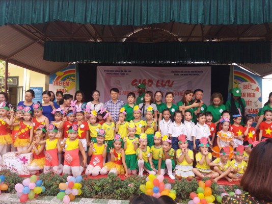 Giao lưu Tiếng Anh cho trẻ mẫu giáo 5 tuổi tại huyện Điện Biên