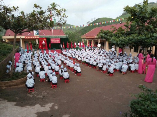Vận dụng các thành tố tích cực của Mô hình trường học mới Việt Nam vào dạy học chương trình hiện hành của Trường PTDTBT Tiểu học Vàng Đán, huyện Nậm Pồ