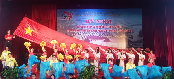 Kỷ niệm 50 năm thành lập trường Phổ thông DTNT THPT huyện Điện Biên