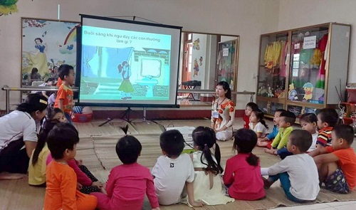Huyện Điện Biên Đông nâng cao công tác Phổ cập giáo dục - xóa mù chữ năm 2019