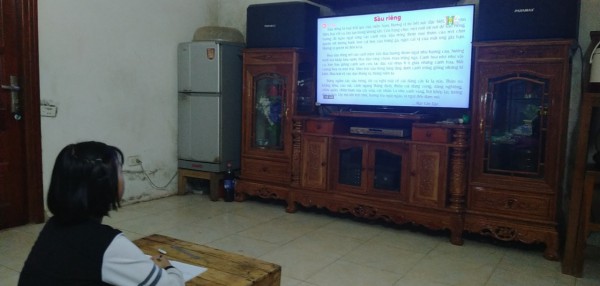 Các trường THCS trên địa bàn Thành phố Điện Biên Phủ triển khai dạy – học qua Internet và trên truyền hình trong thời gian nghỉ học phòng, chống Covid-19.