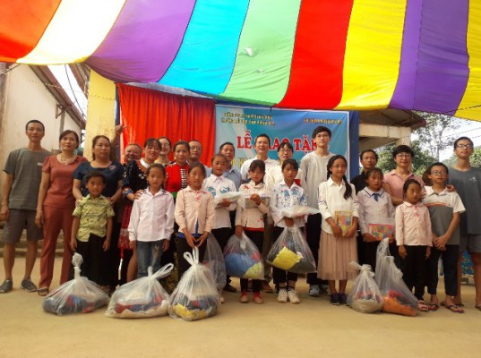Hội thiện nguyện Hà Nội trao tặng lớp học tại điểm trường Trường Tiểu học Sính Phình Số 2, huyện Tủa Chùa