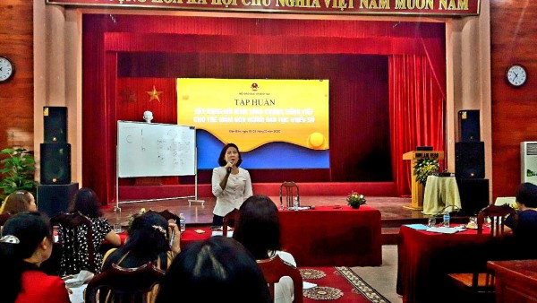 Bộ Giáo dục và Đào tạo tổ chức tập huấn Xây dựng mô hình tăng cường tiếng Việt cho trẻ mầm non người dân tộc thiểu số tại tỉnh Điện Biên