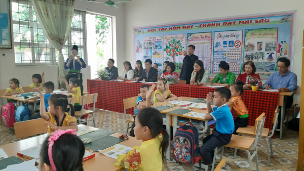 Đổi mới phương pháp dạy học góp phần nâng cao chất lượng học Tiếng Thái ở trường TH&THCS xã Sam Mứn huyện Điện Biên