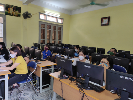 Sở giáo dục và đào tạo Điện Biên tổ chức tập huấn tăng cường năng lực tổ chức dạy học trực tuyến cho giáo viên trung học