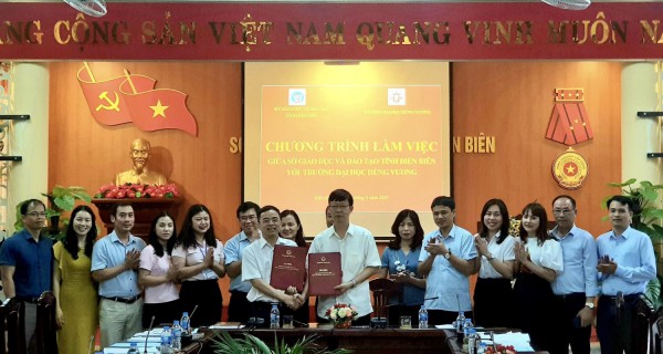 Sở Giáo dục và Đào tạo Điện Biên ký kết chương trình phối hợp công tác đào tạo, bồi dưỡng nhân lực với trường Đại học Hùng Vương