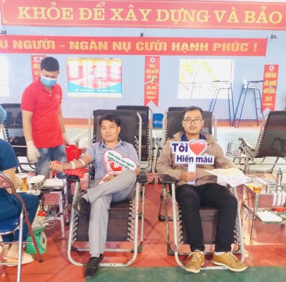 Trường PTDTNT THPT huyện Nậm Pồ đơn vị thực hiện tốt công tác hiến máu tình nguyện