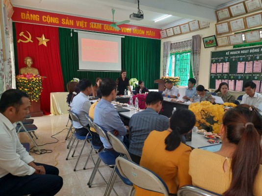 Đổi mới sinh hoạt chuyên môn theo hướng nghiên cứu bài học tại Trường Tiểu học Mường Thín, huyện Tuần Giáo