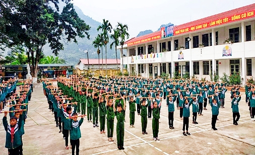 Trải nghiệm chúng em là chiến sĩ tý hon tại Trường Tiểu học Bình Minh huyện Tuần Giáo