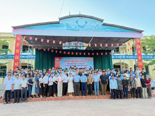 Trường PTDTNT THPT Nà Hỳ: Mười ngày trước vạch đích – Khi yêu thương trở thành động lực