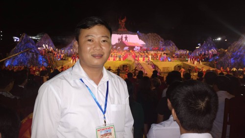 Nhà giáo Vũ Quốc Trưởng - Người thầy tận tâm với sự nghiệp giáo dục Điện Biên và tiếp bước hun đúc nhịp cầu tình hữu nghị Việt Nam - Lào