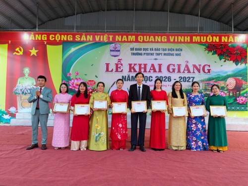KHAI GIẢNG NĂM HỌC 2026-2027 TẠI TRƯỜNG PTDTNT THPT MƯỜNG NHÉ