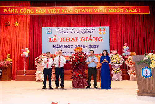 CHÀO NĂM HỌC MỚI – KHƠI DẬY KHÁT VỌNG, VƯƠN TỚI TƯƠNG LAI