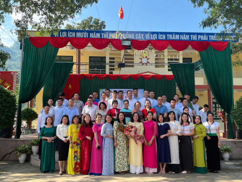 Trường THPT Búng Lao: Khởi đầu năm học mới bằng niềm tin, khát vọng và quyết tâm