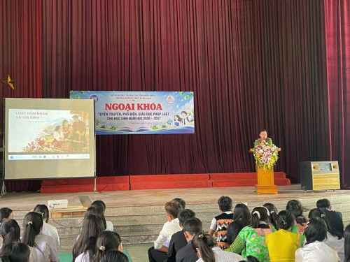 Trường PTDTNT THPT Tuần Giáo: Giáo dục pháp luật và kỹ năng tự bảo vệ cho học sinh từ những hoạt động trải nghiệm thiết thực