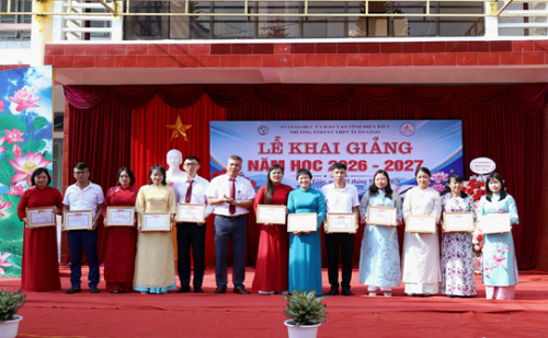 TRƯỜNG PTDTNT THPT TUẦN GIÁO LONG TRỌNG TỔ CHỨC LỄ KHAI GIẢNG NĂM HỌC 2026 – 2027