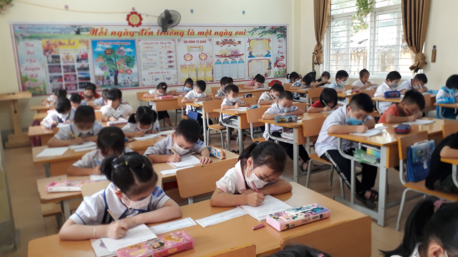 Trường Tiểu học Noong Bua, thành phố Điện Biên Phủ tổ chức giao ...